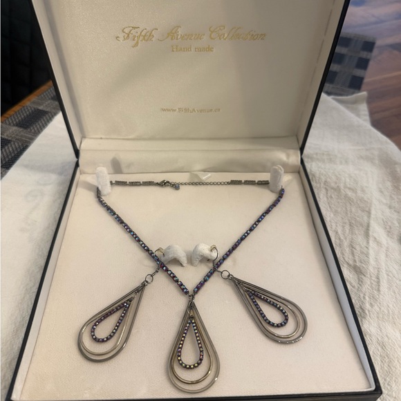 Sophisticated Silver and Purple Teardrop Necklace - Picture 2 of 5